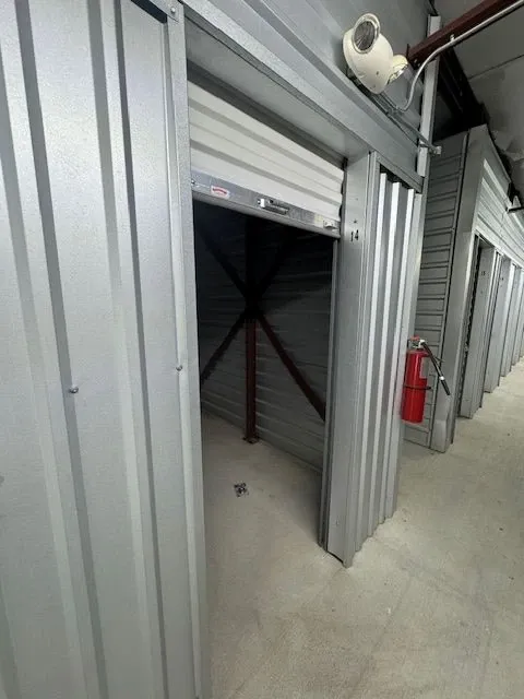 self storage units at box self storage